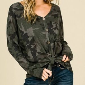 Long sleeve camo top